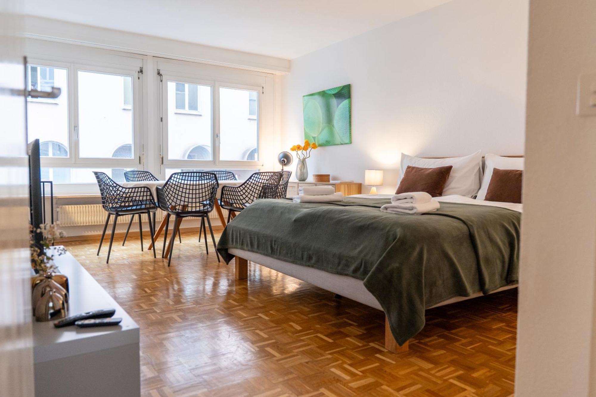 Gemuetliche Grosse Wohnung Naehe Uni Базель Экстерьер фото